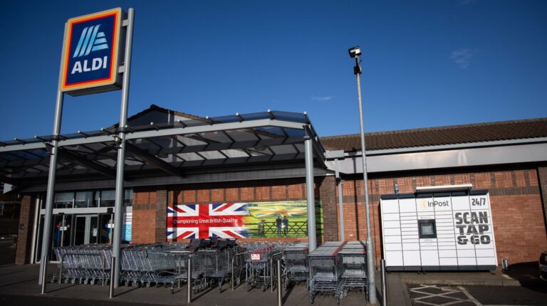 InPost expands locker network at Aldi stores in the UK.