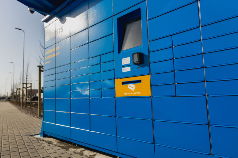 Parcel lockers with letterboxes launched in Latvia.