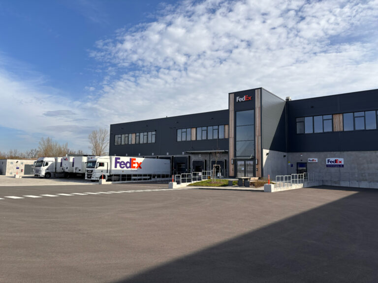 FedEx Express has opened a new logistics facility in Kabelsketal, close to Leipzig/Halle Airport.