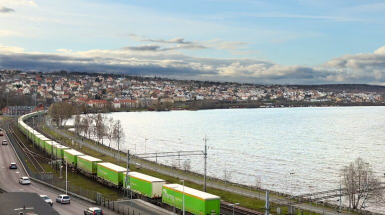 Bring Intermodal to launch new Malmö–Oslo train route via Jönköping.